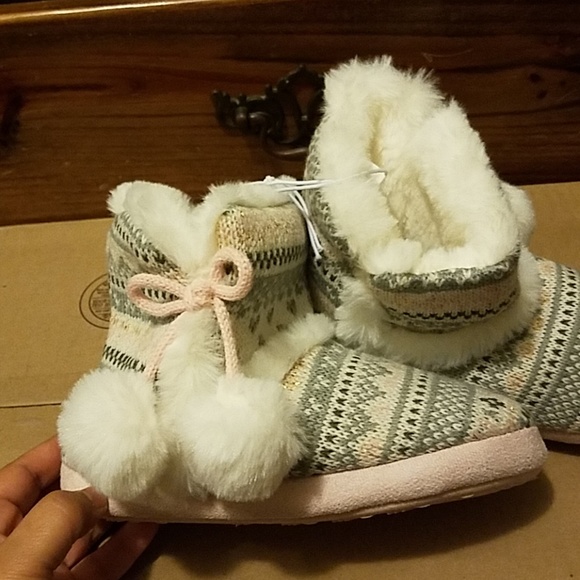 Bootie Slippers - Picture 3 of 6